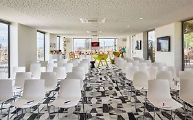 Mama Shelter Bordeaux Centre